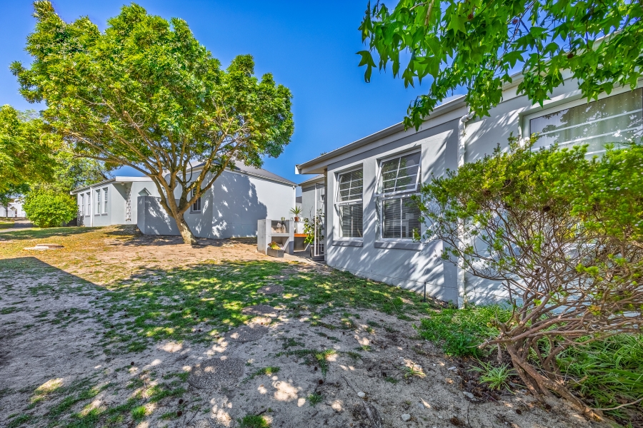 2 Bedroom Property for Sale in Goedemoed Western Cape